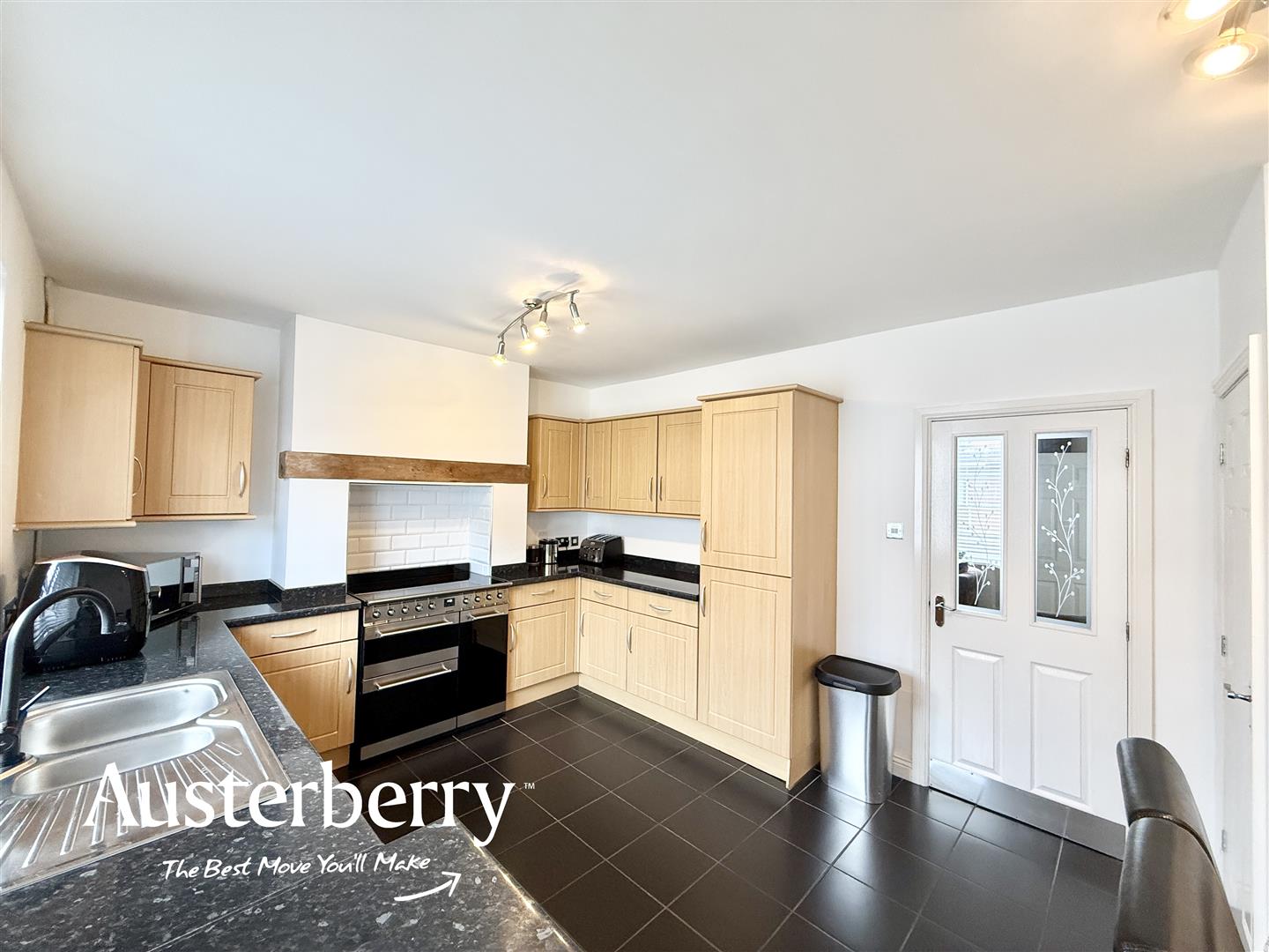3 bed property in Adkins Street, Stoke-On-Trent
